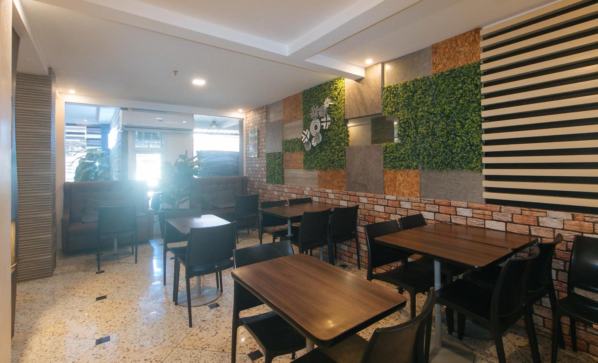 Reddoorz Plus At Seventy Five Inn Near Manila Airport Paranaque City Экстерьер фото