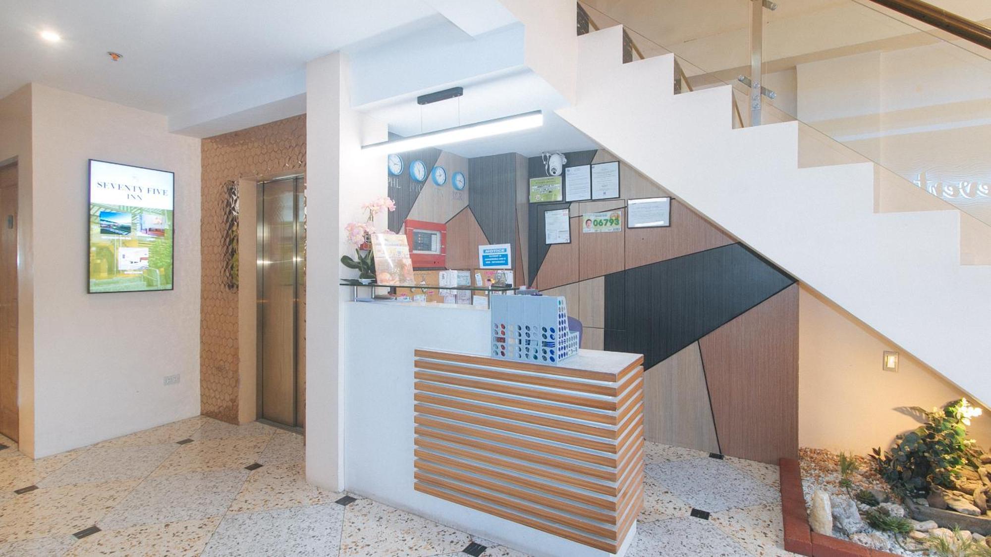 Reddoorz Plus At Seventy Five Inn Near Manila Airport Paranaque City Экстерьер фото